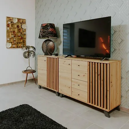 Moderne In Limburg Apartment Altstrimmig