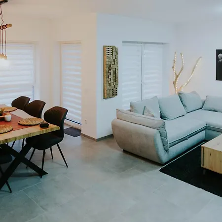 Moderne In Limburg Apartment